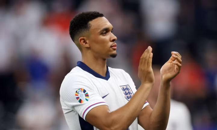 Trent Alexander-Arnold thiếu hiệu quả sau 2 trận đầu tiên.