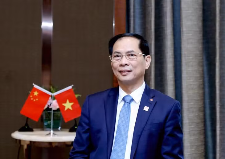 Bộ trưởng Ngoại giao Bùi Thanh Sơn.