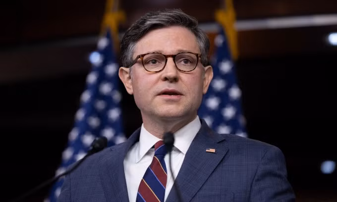Chủ tịch Hạ viện Mỹ Mike Johnson phát biểu tại Washington DC ngày 4/6. Ảnh: AFP