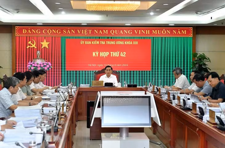 Quang cảnh Kỳ họp thứ 42 của Ủy ban Kiểm tra Trung ương. (Ảnh: ĐĂNG KHOA)