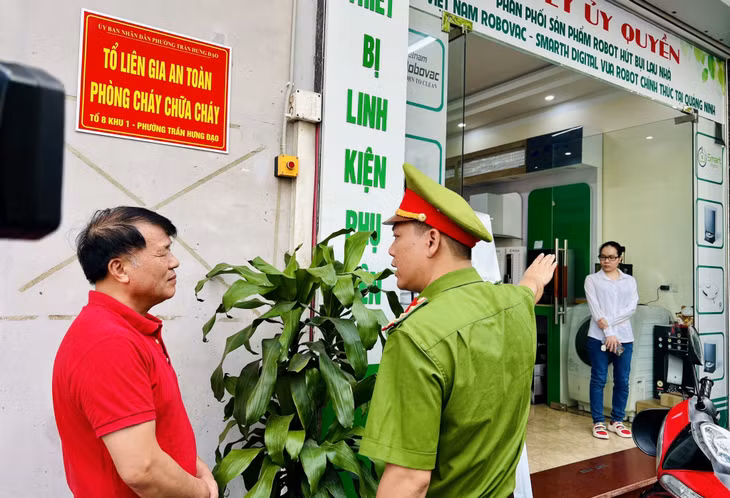 Mô hình “Tổ liên gia an toàn PCCC” tại khu 1, phường Trần Hưng Đạo, TP Hạ Long.