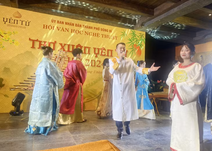 Thơ Xuân Yên Tử được Hội VHNT thành phố tổ chức nhiều năm nay.