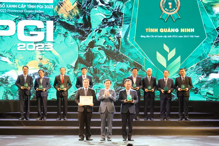 Quảng Ninh vinh dự nhận danh hiệu là tỉnh dẫn đầu chỉ số Xanh cấp tỉnh (PGI) của cả nước.