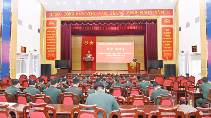 Quang cảnh hội nghị.