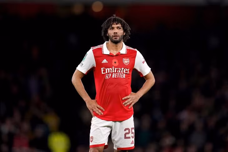 Elneny rời Arsenal sau 8 năm gắn bó