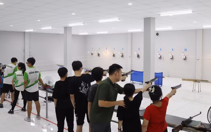 Môn bắn súng thu hút các học viên tại Trại hè Thể thao khi lần đầu được tiếp cận.