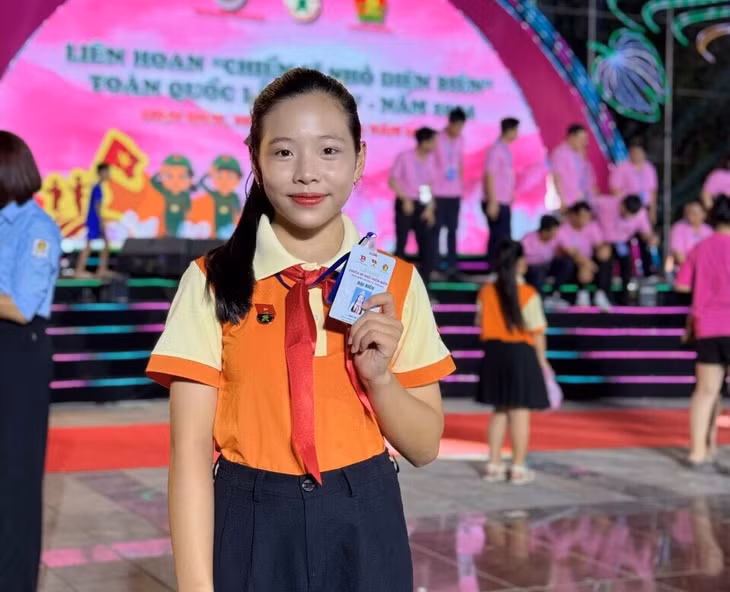 Chiến sĩ nhỏ Điện Biên Đinh Thu Trà. Ảnh: Nhân vật cung cấp.