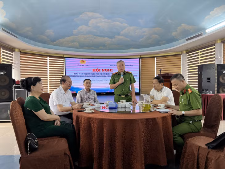 Công an tỉnh và Hiệp hội Doanh nghiệp tỉnh sơ kết 1 năm chương trình phối hợp về PCCC.