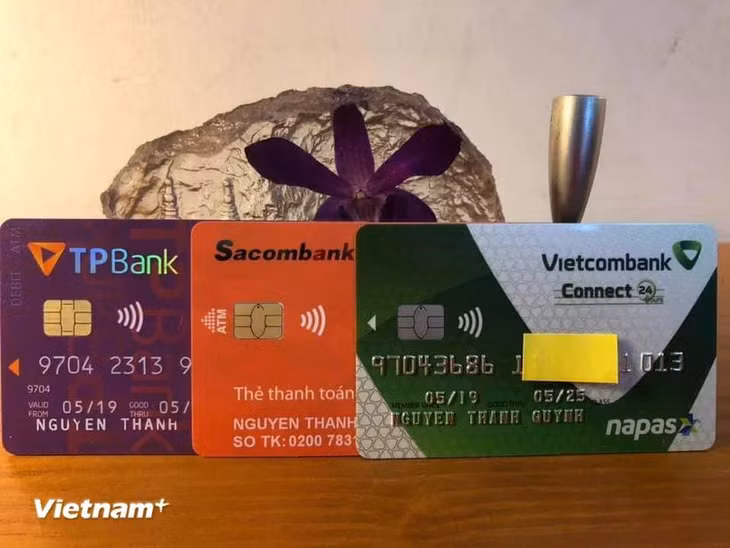 Phạt tiền tới 100 triệu đồng với người cho thuê, mượn, mua bán tài khoản. (Ảnh: Vietnam+)