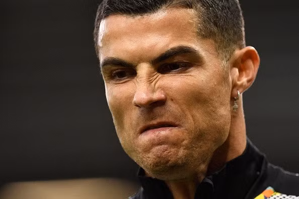 Ronaldo tố bị Man United phản bội.