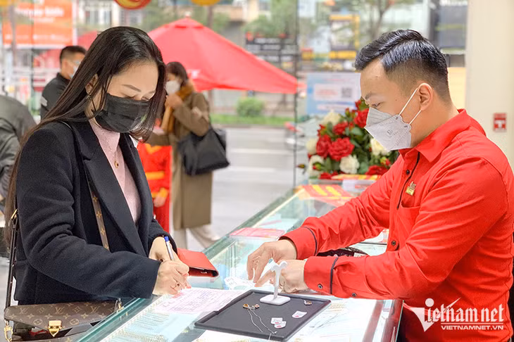 Giá vàng trong nước ít biến động. (Ảnh: Duy Anh)