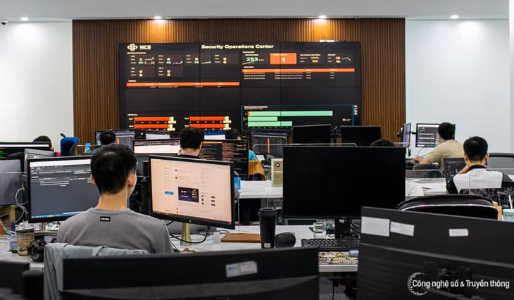 Trường hợp thiếu nhân sự chuyên trách, các doanh nghiệp có thể thuê các đơn vị chuyên nghiệp để hỗ trợ giám sát, xử lý các tình huống.