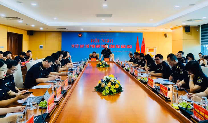 Hội nghị đánh giá kết quả thực hiện quy chế phối hợp hoạt động giữa hai đơn vị tại Hải quan Quảng Ninh ngày 14/11/2022.