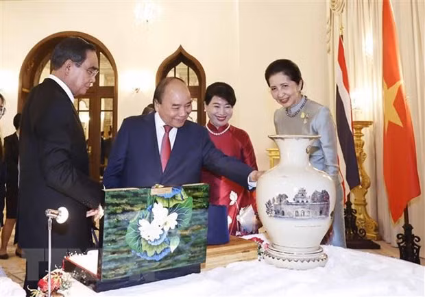 Tuyen bo chung Chu tich nuoc tham chinh thuc Vuong quoc Thai Lan hinh anh 3
