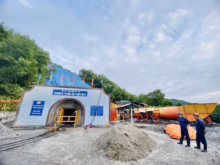 Công trình lò ngầm thông gió - trục vật liệu của Phân xưởng số 2 - Cao Thắng, Công ty Than Hòn Gai - TKV.