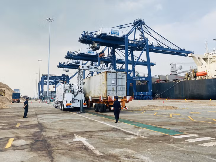 Thông qua quá trình triển khai vận hành máy soi container di động tại cảng Cái Lân, Đội Kiểm soát Hải quan số 2 đã kịp thời hồi báo tới Hải quan Hải Phòng kết quả kiểm tra thực tế hàng hóa đối với các container có đích đến là cảng Hải Phòng.