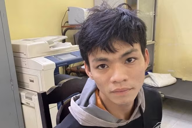 Vinh tại cơ quan công an. Ảnh: CACC.