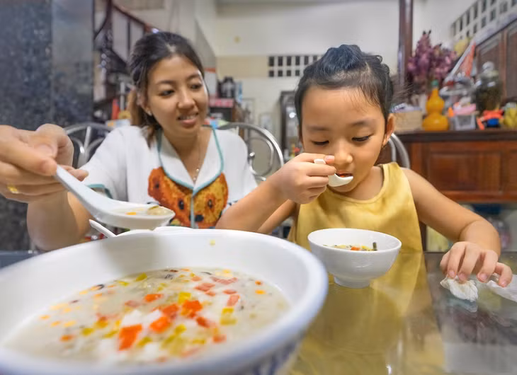 Làng nghề làm bột khoai rực rỡ sắc màu ảnh 11