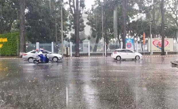 Khu vuc Bac Bo ngay nang, dem mua, cac vung con lai co mua dong hinh anh 1
