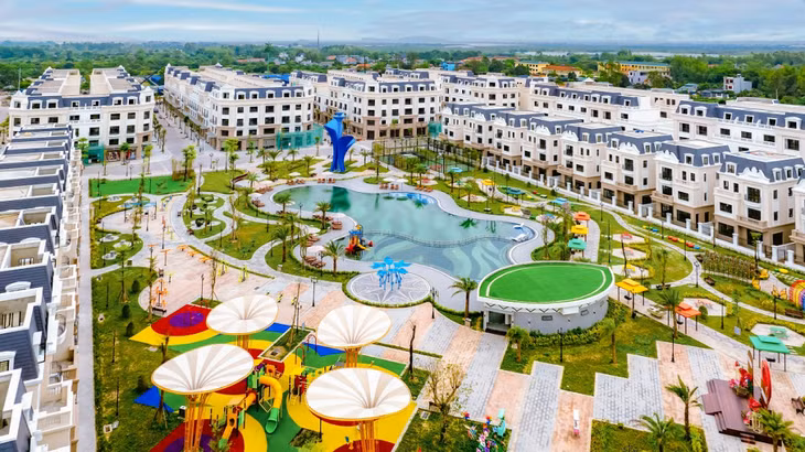 Vinhomes Golden Avenue - Khu đô thị đáng sống bậc nhất Móng Cái bắt đầu đón những cư dân đầu tiên về sinh sống và kinh doanh.