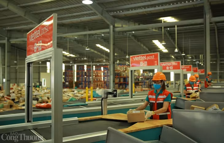Ngày càng nhiều doanh nghiệp đã nhận thức được vai trò logistics "xanh" trong phát triển bền vững. (Ảnh minh họa)