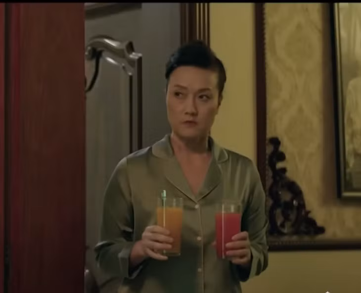 Không có tiếng nói, luôn bị áp bức trong nhà, Bà Thư có ý định đầu độc chồng.