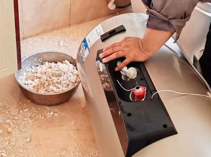 Bình nóng lạnh không nên sử dụng quá 10 năm. Ảnh: sohu