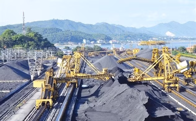 Nhật Bản vẫn là thị trường xuất khẩu lớn nhất của than Việt Nam trong 4 tháng đầu năm