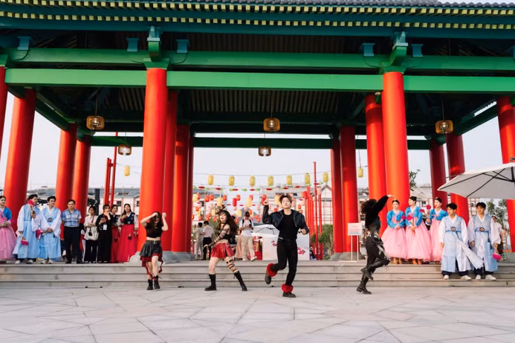 Chuỗi hoạt động khai trương Phố đi bộ - Công viên Vũ Yên sẽ là bữa tiệc văn hóa đa sắc màu.