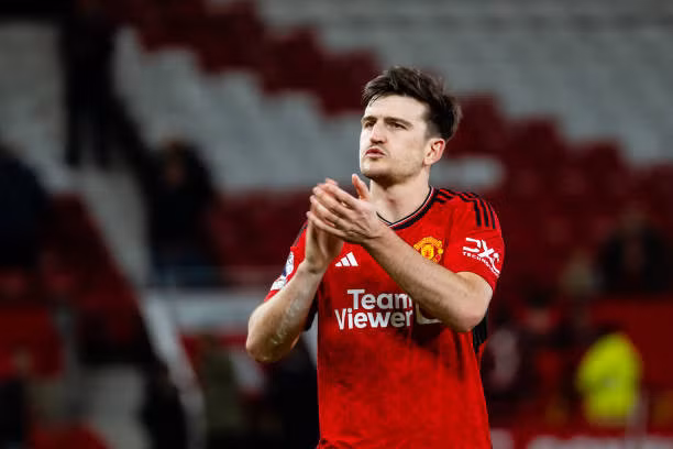 Harry Maguire dính chấn thương cơ từ đầu tháng 5.