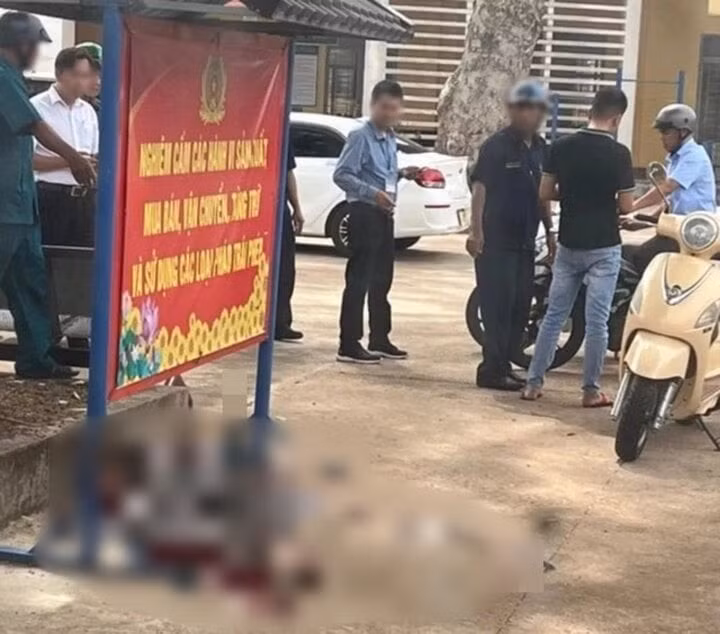 Trong lúc xảy ra xô xát, ông Lực đã dùng dao đâm ông L. tử vong ngay trong trụ sở UBND xã Xuân Đông.