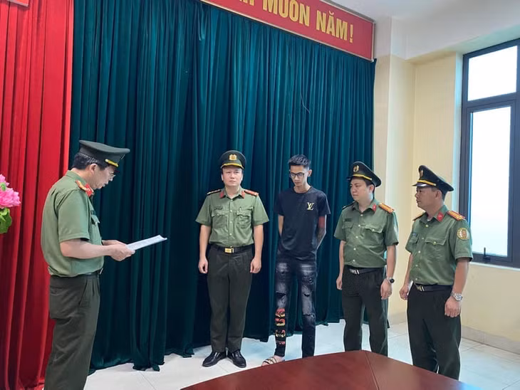 Đối tượng Phan Quang Tùng bị khởi tố, bắt tạm giam. Ảnh: Công an tỉnh Phú Thọ.