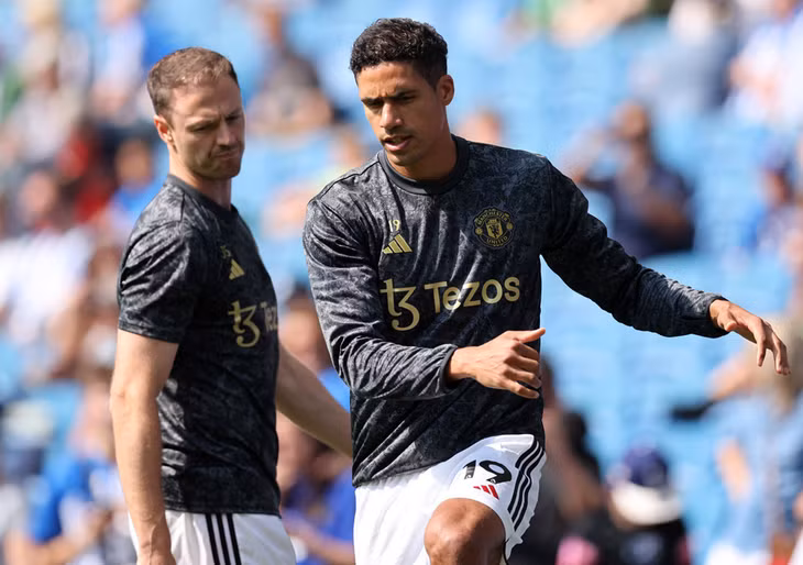 Cả Evans và Varane đều đã sẵn sàng