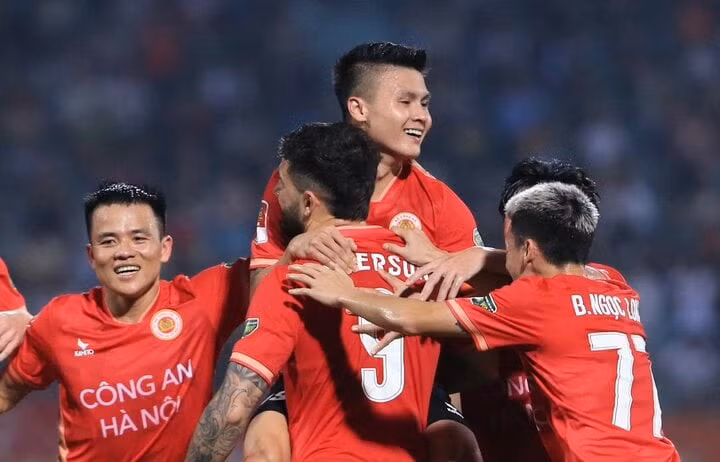 CLB Công an Hà Nội đặt mục tiêu đánh bại CLB Nam Định.