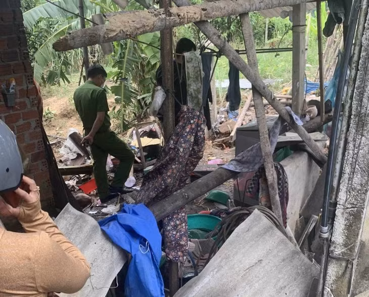 Hiện trường vụ nổ khiến 1 người chết, 1 người bị thương ở Tiên Phước, Quảng Nam. Ảnh Tiên Kỳ.