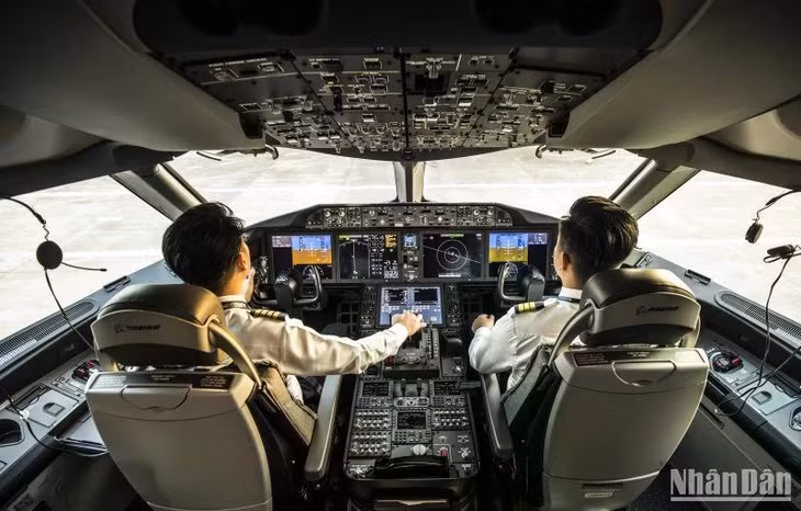 Tình trạng động cơ bị lỗi dẫn tới thiếu hụt máy bay có nguy cơ khiến vé máy bay trong dịp cao điểm hè sắp tới khan hiếm và đắt đỏ hơn.