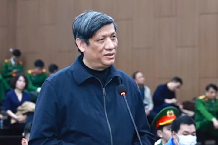 Cựu Bộ trưởng Y tế Nguyễn Thanh Long tại phiên sơ thẩm.