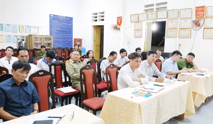 Quang cảnh buổi sinh hoạt chi bộ.