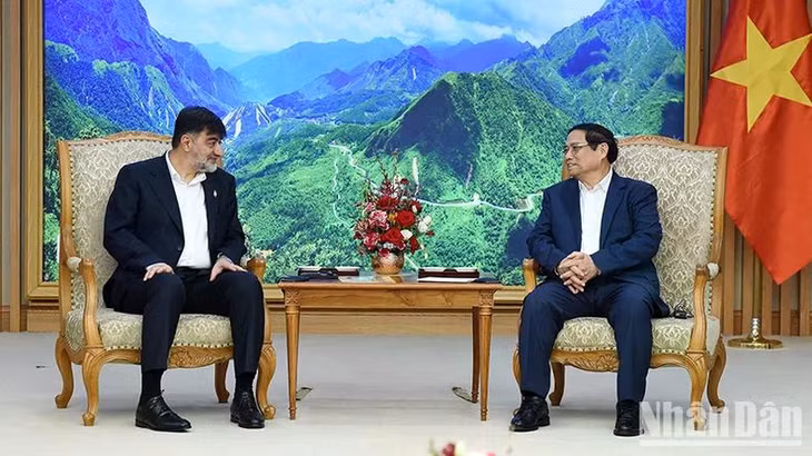 Thủ tướng Phạm Minh Chính khẳng định, Việt Nam luôn coi trọng và mong muốn thúc đẩy quan hệ hợp tác với Iran trên tất cả các lĩnh vực.