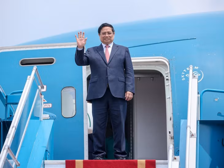 Thủ tướng Phạm Minh Chính lên đường thăm chính thức Liên bang Nga - Ảnh: VGP/Nhật Bắc