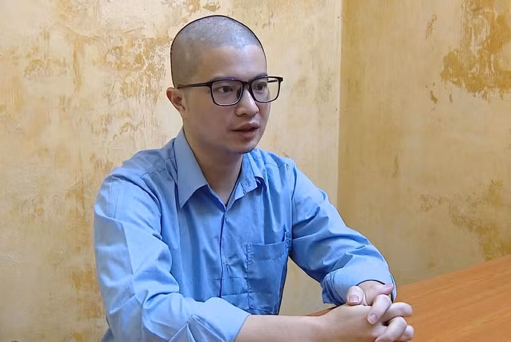 Mr Pips Phó Đức Nam bị cáo buộc cầm đầu đường dây lừa đảo chiếm đoạt hơn 1.300 tỉ của nhà đầu tư - Ảnh: CA