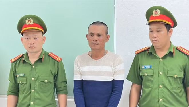 Cơ quan chức năng bắt tạm giam đối tượng Phạm Hồng Duy để phục vụ công tác điều tra. Ảnh: Công an cung cấp