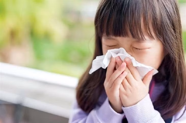 Không khí ẩm làm virus cúm, virus hợp bào hô hấp và nhiều tác nhân gây bệnh khác tồn tại lâu hơn trong môi trường.