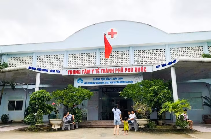 Trung tâm Y tế Phú Quốc - nơi bệnh nhân Y. điều trị bệnh và nghi bị mắc bệnh viêm não mô cầu - Ảnh: CHÍ CÔNG