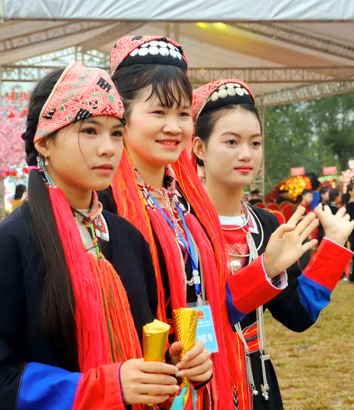 Niềm vui ngày hội.
