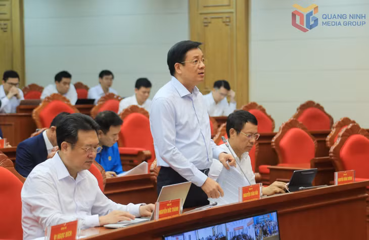 Đồng chí Nguyễn Văn Hồi, Chủ nhiệm Ủy ban Kiểm tra Tỉnh ủy, phát biểu tại hội nghị.