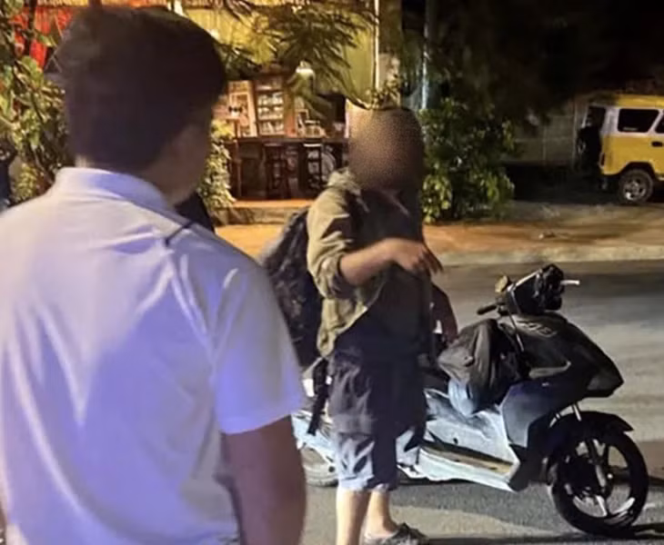 Người đàn ông nước ngoài chạy xe máy có biểu hiện say xỉn, sau đó đâm trọng thương thiếu tá công an ở Mũi Né, tỉnh Lâm Đồng - Ảnh: Công an cung cấp