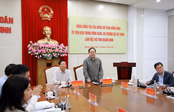 đồng chí: Quản Minh Cường, Ủy viên Trung ương Đảng, Bí thư Tỉnh ủy, Trưởng Đoàn ĐBQH tỉnh