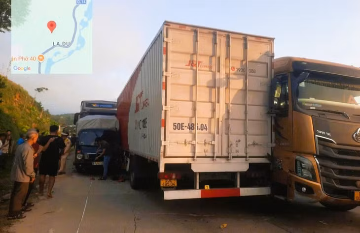 Tai nạn liên hoàn 4 ô tô trên đường Hồ Chí Minh, đoạn qua Đà Nẵng ảnh 1