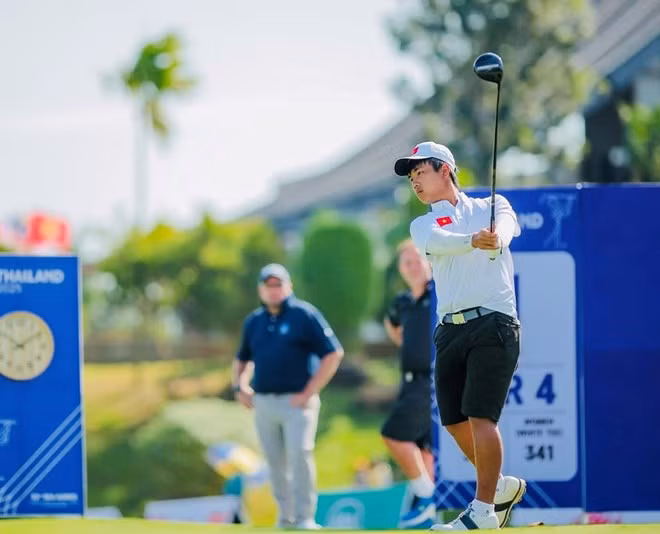 Golf thủ Hồ Anh Huy tăng 1 bậc trên bảng xếp hạng mới nhất. Ảnh: VGA
